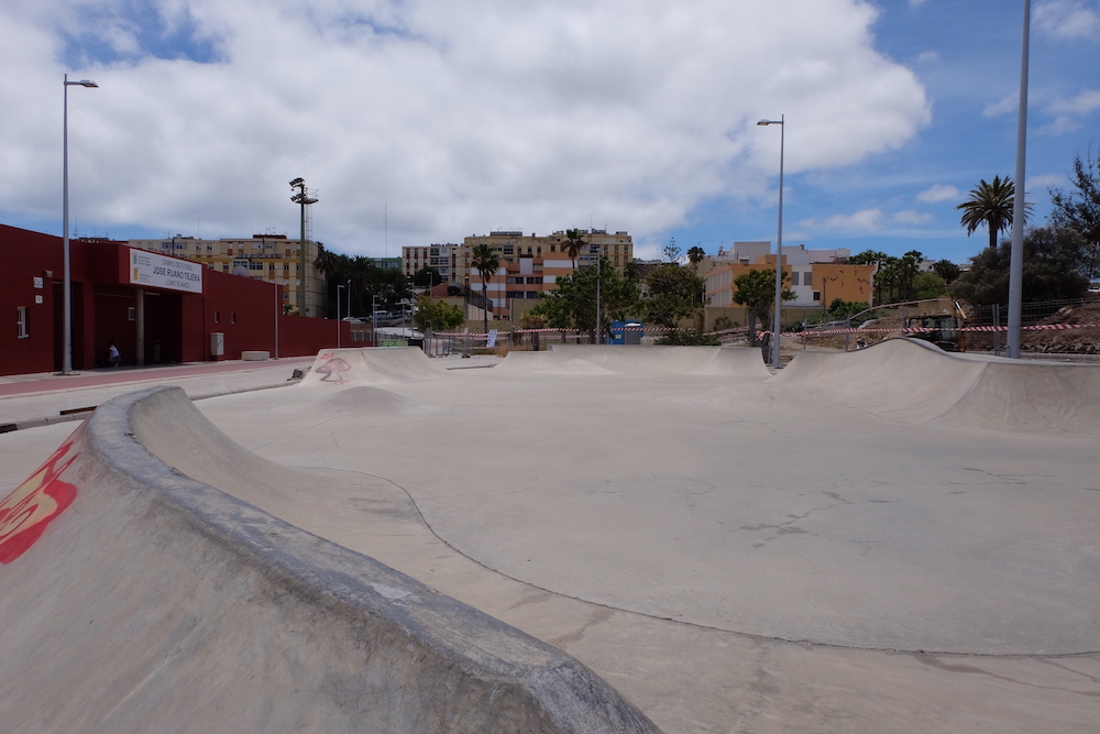 Lomo Blanco Valcano skatepark